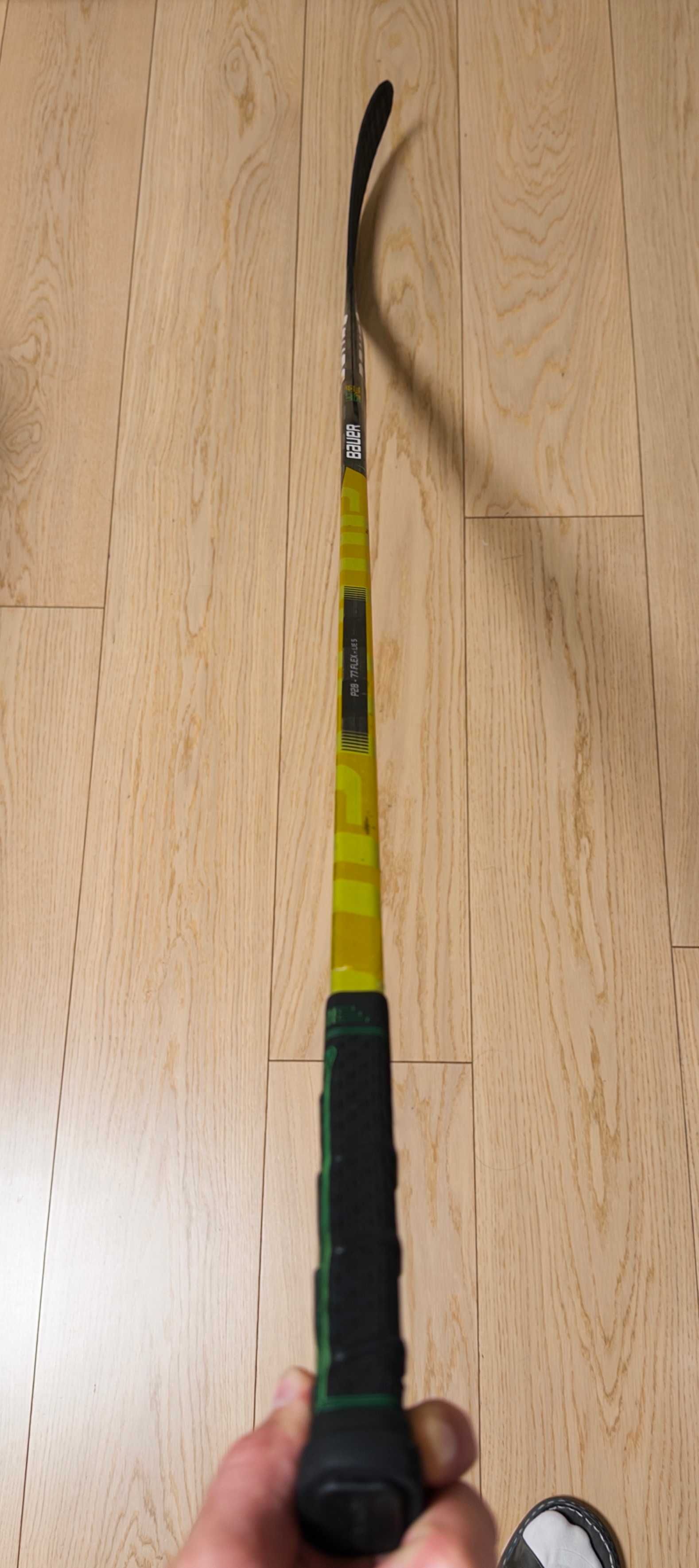 Kij hokejowy Bauer Supreme 77 Flex P28 | Stan bardzo dobry