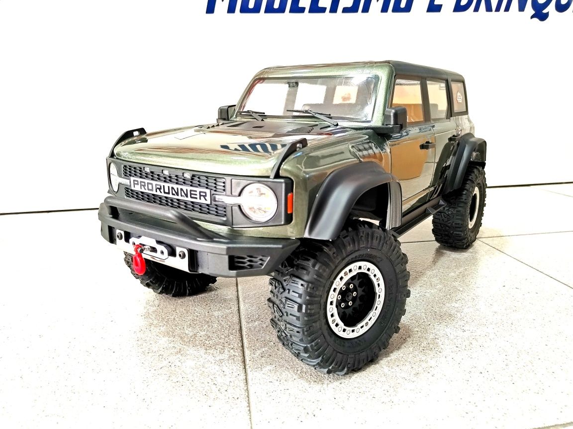 Carro rc crawler rgt com guincho