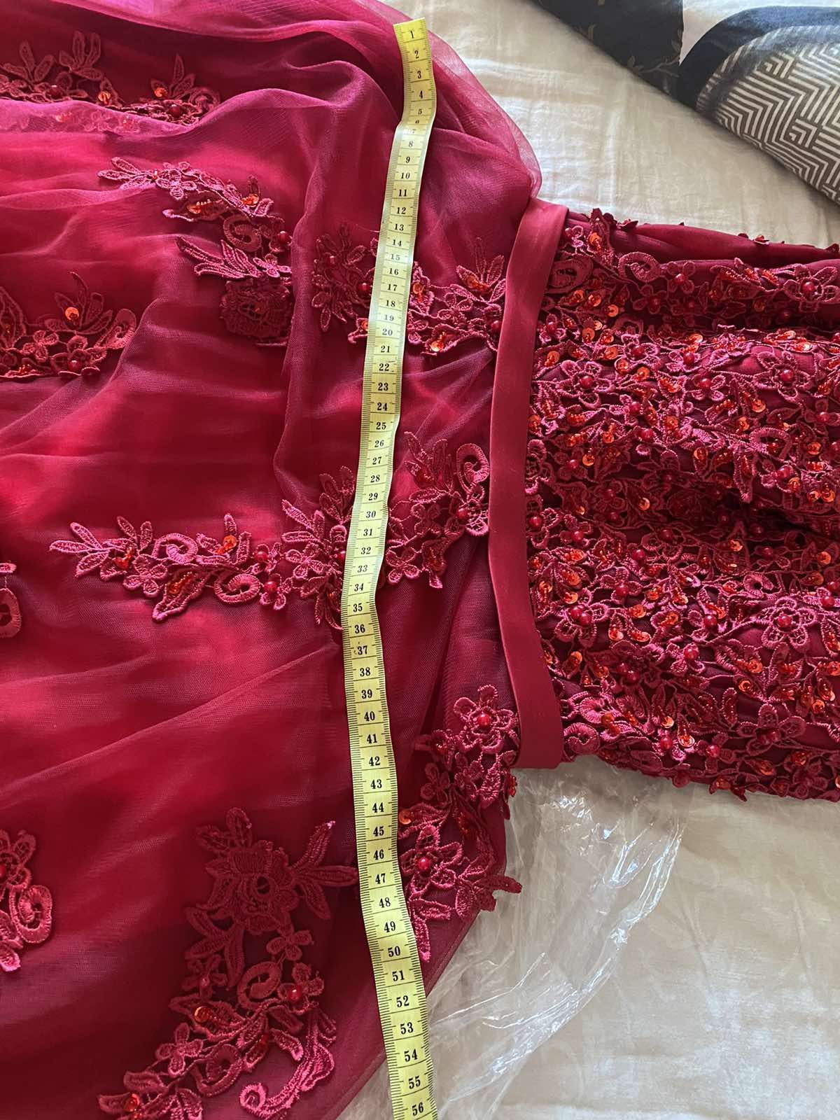 випускне плаття, червоного кольору