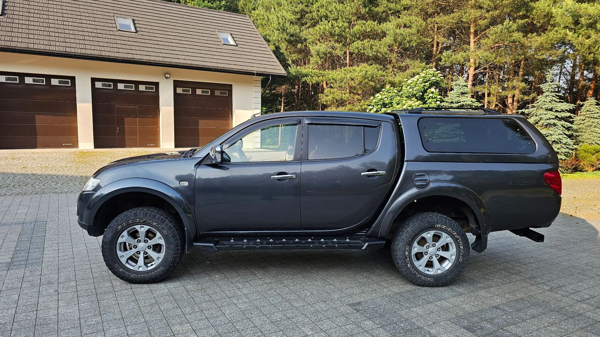 Mitsubishi L200