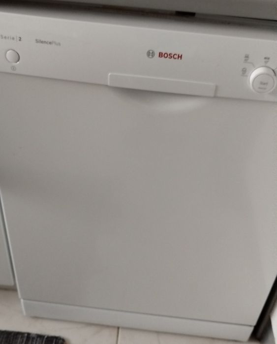 Máquina lavar loiça Bosch Serie 2 SilentPlus