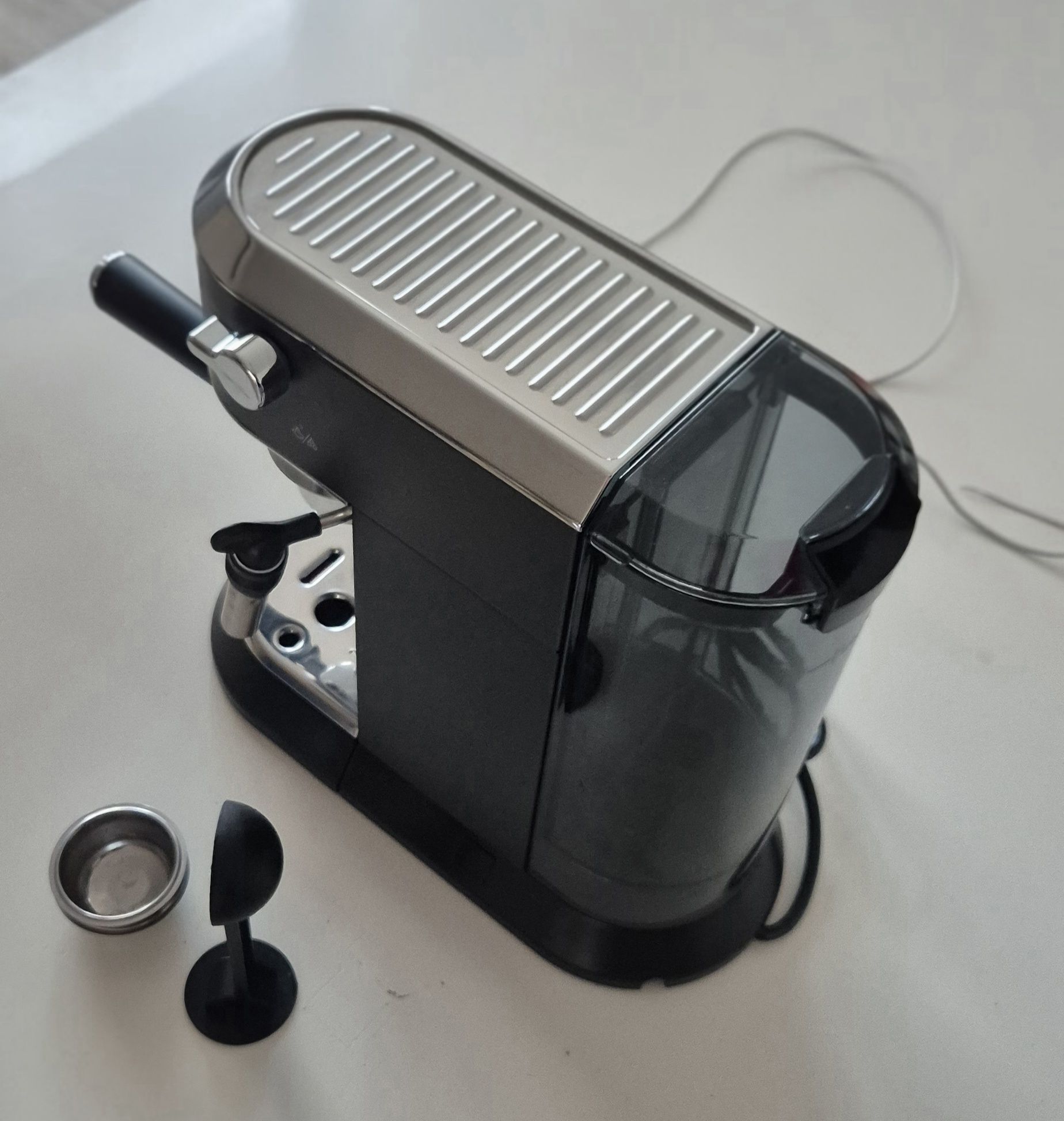 Exspres kolbowy DeLonghi Dedica Style Gwarancja!
