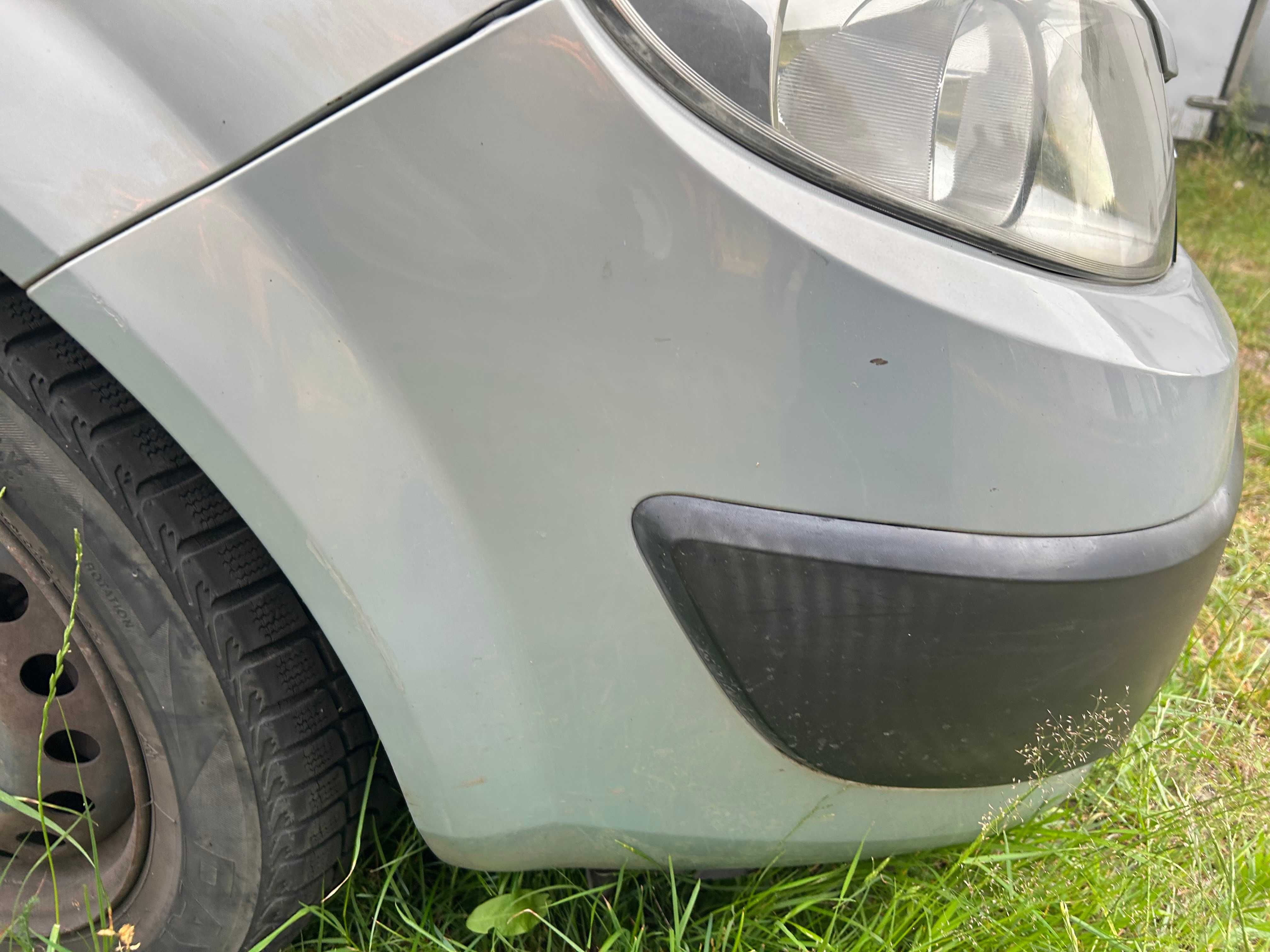 Zderzak przedni Renault Scenic 2 NV632 Przedlift 03-06