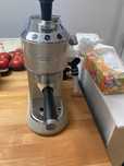 Ekspres do kawy ciśnieniowy de longhi dedica metallics barista