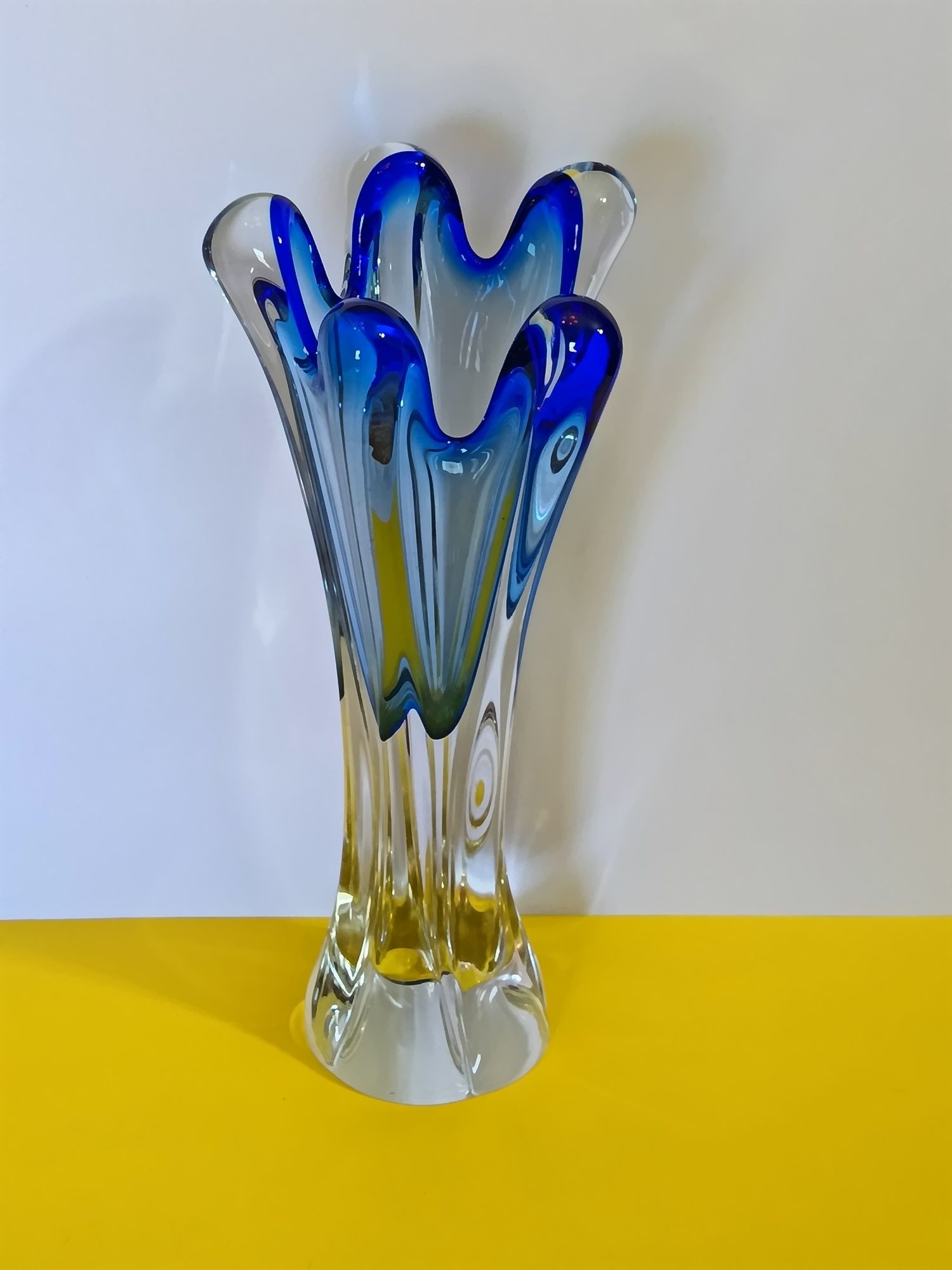 Jarra azul vidro