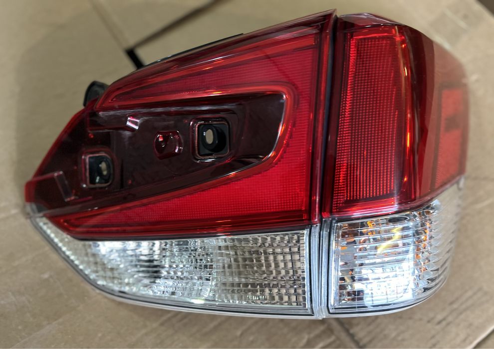 Ліхтар задній правий лівий Subaru Forester SK S14 2018-2023 84912SJ060