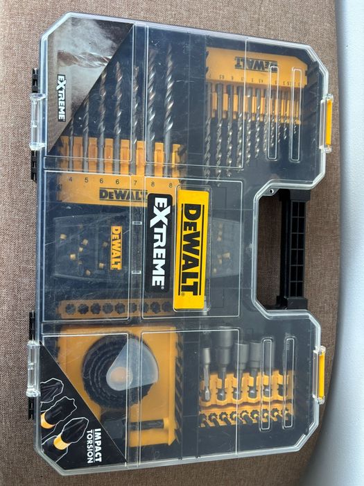 NOWY Duży Zestaw wierteł i bitów DEWALT Extreme DT7062QZ 100 elementów