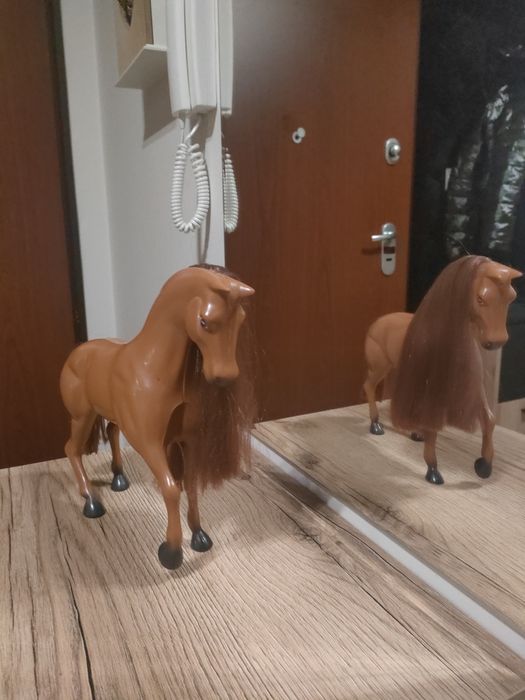 Koń dla barbie 26cm