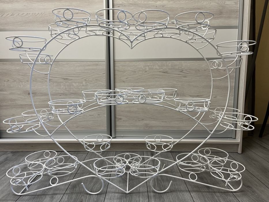 Напольна підставка для вазонів на 37шт.