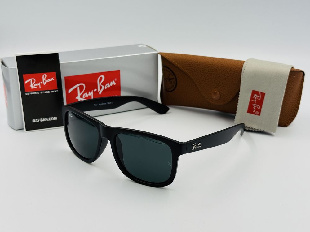 Солнцезащитные очки Ray Ban Justin 4165 Matte Black 54мм стекло