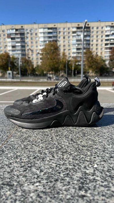 Nike Giannis Immortality 2 [US 12 |30 cm]