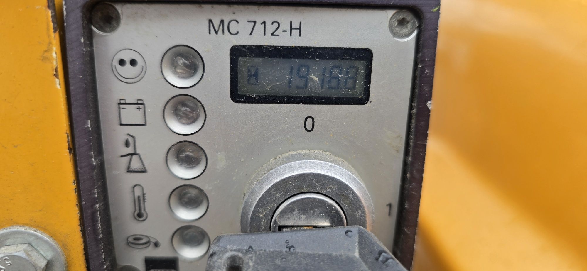 Układarka krawężników, płyt Probst tm 150 transmobil