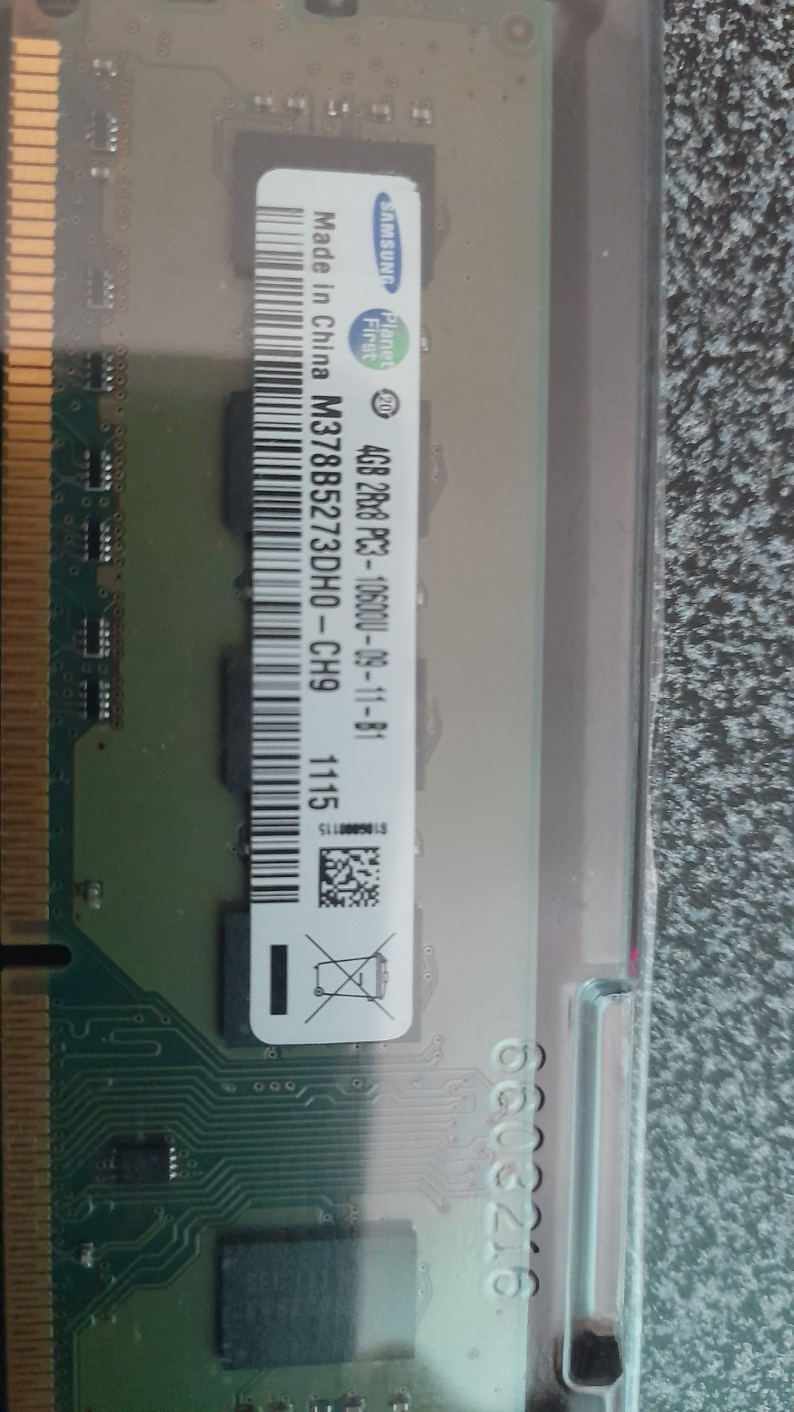 Продам оперативну пам'ять DDR3 4Gb Samsung