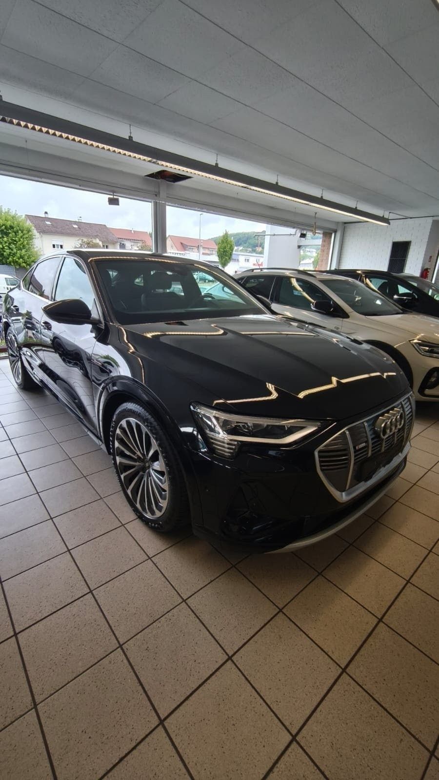 Audi etron 50 quattro Sportback S-line