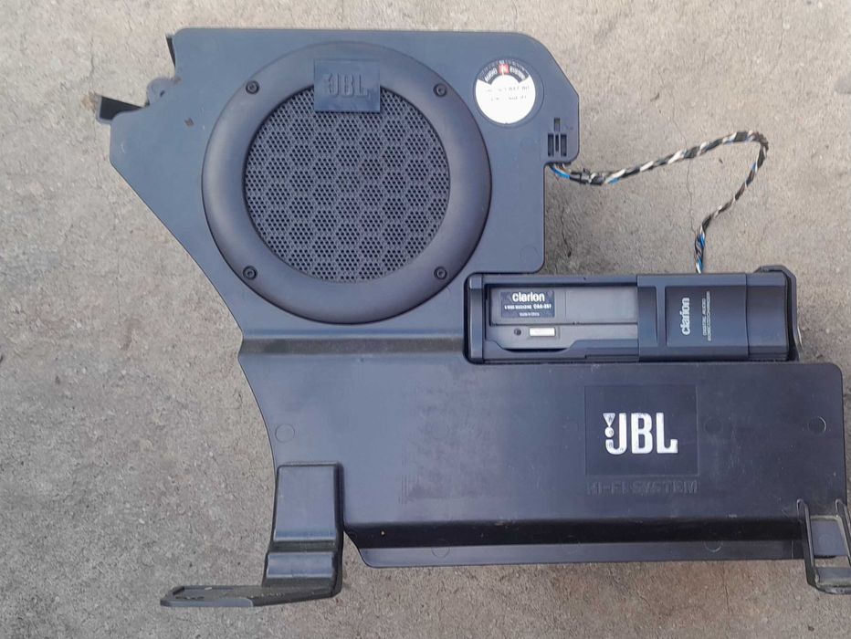 Peugeot 407 subwoofer JBL zmieniarka clarion CAA-397 komplet