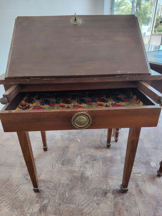 Escrivaninha Vintage