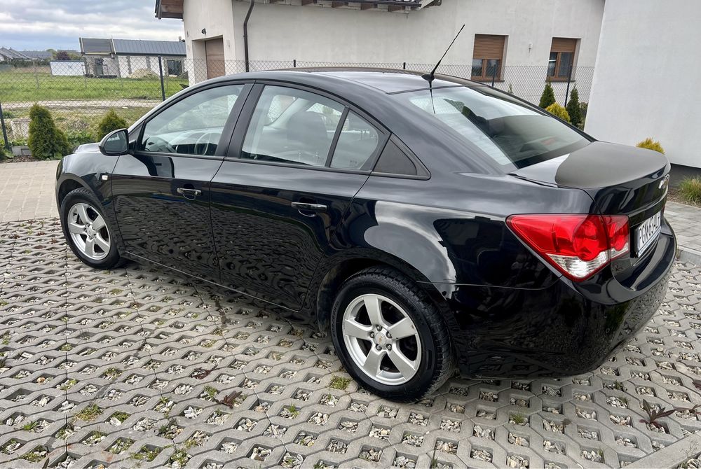 Chevrolet Cruze 1.8benz + gaz! Klima! Limuzyna!