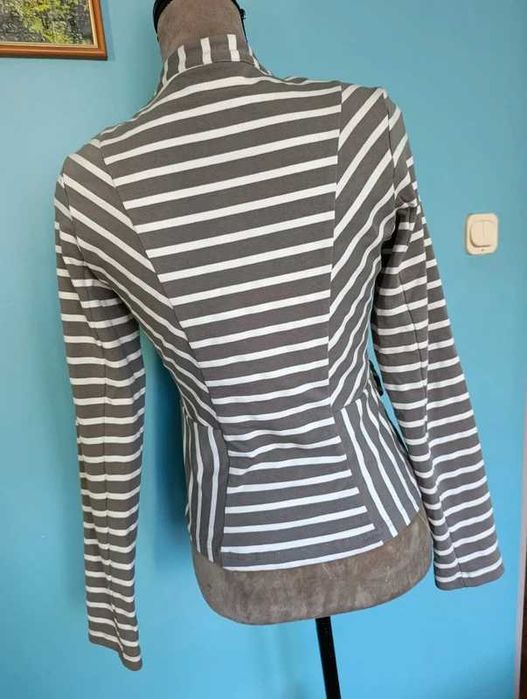 Żakiet rozm 36, pięknie taliowany