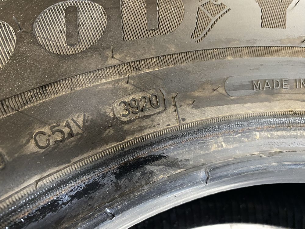Opona pojedyncza 225/75/16c GoodYear Ultra Grip cargo