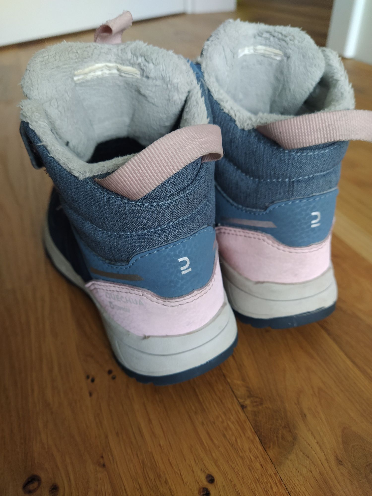 Buty zimowe dla dziewczynki śniegowce r 29 wodoodporne