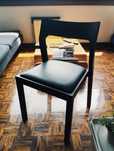 Conjunto de cadeiras de jantar- Profile Chair by Matthew Hilton