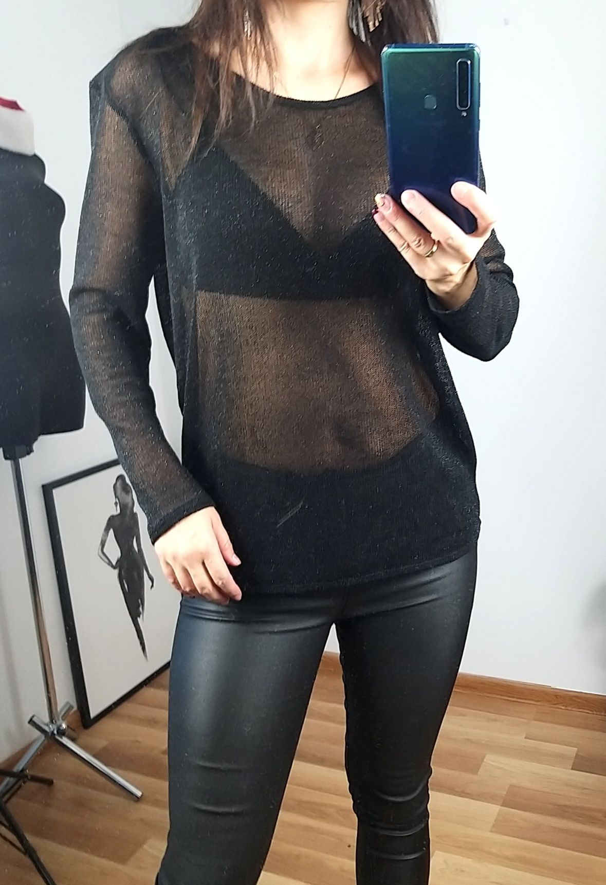 Sweterek ażurkowy r. M L oversize czarny