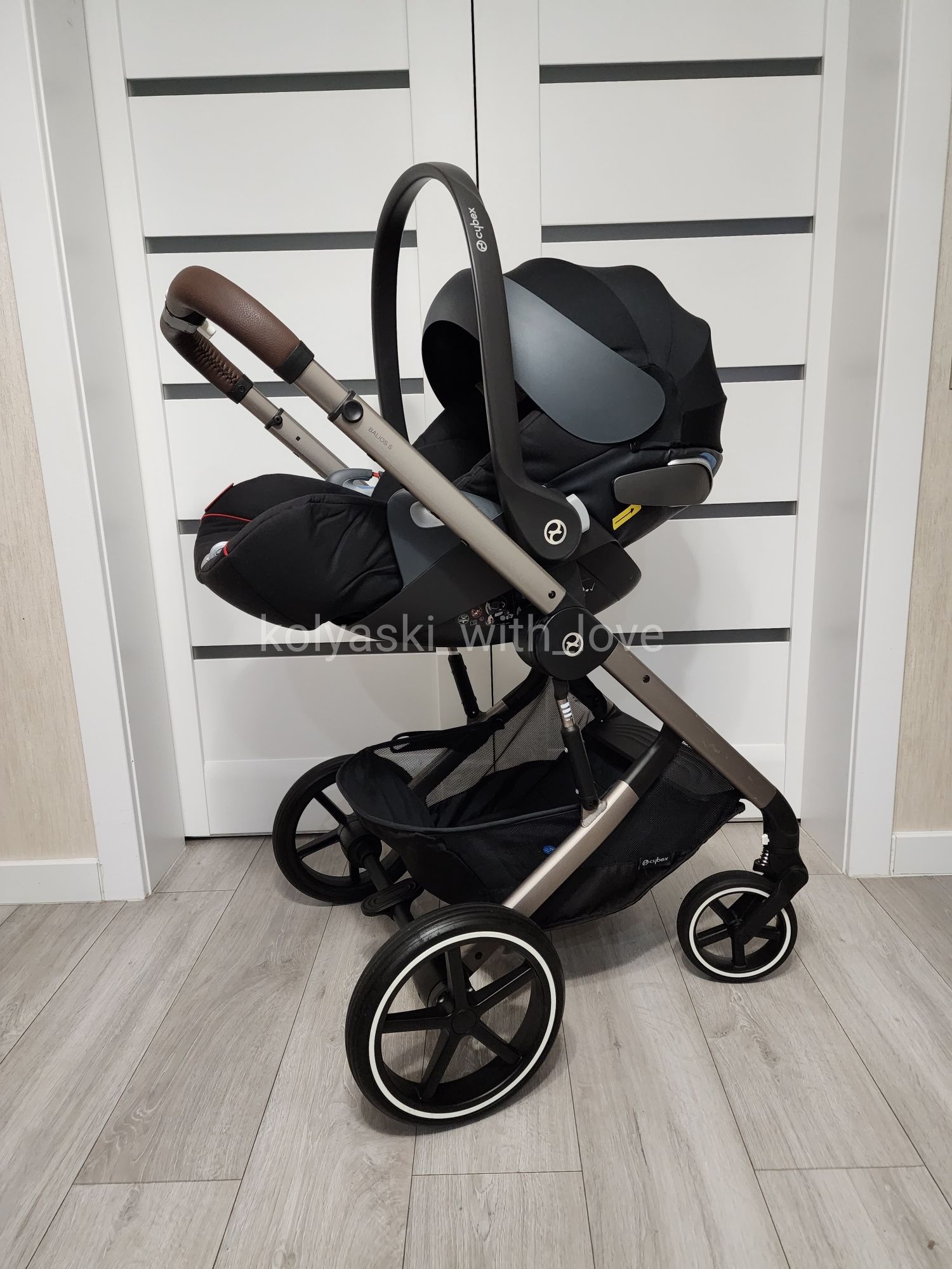Cybex Balios S Lux Sky Blue + автокрісло Cloud Z i-size Сайбекс Баліос