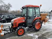 Kubota L1361 traktor komunalny pług Motyl ciągnik sadowniczy