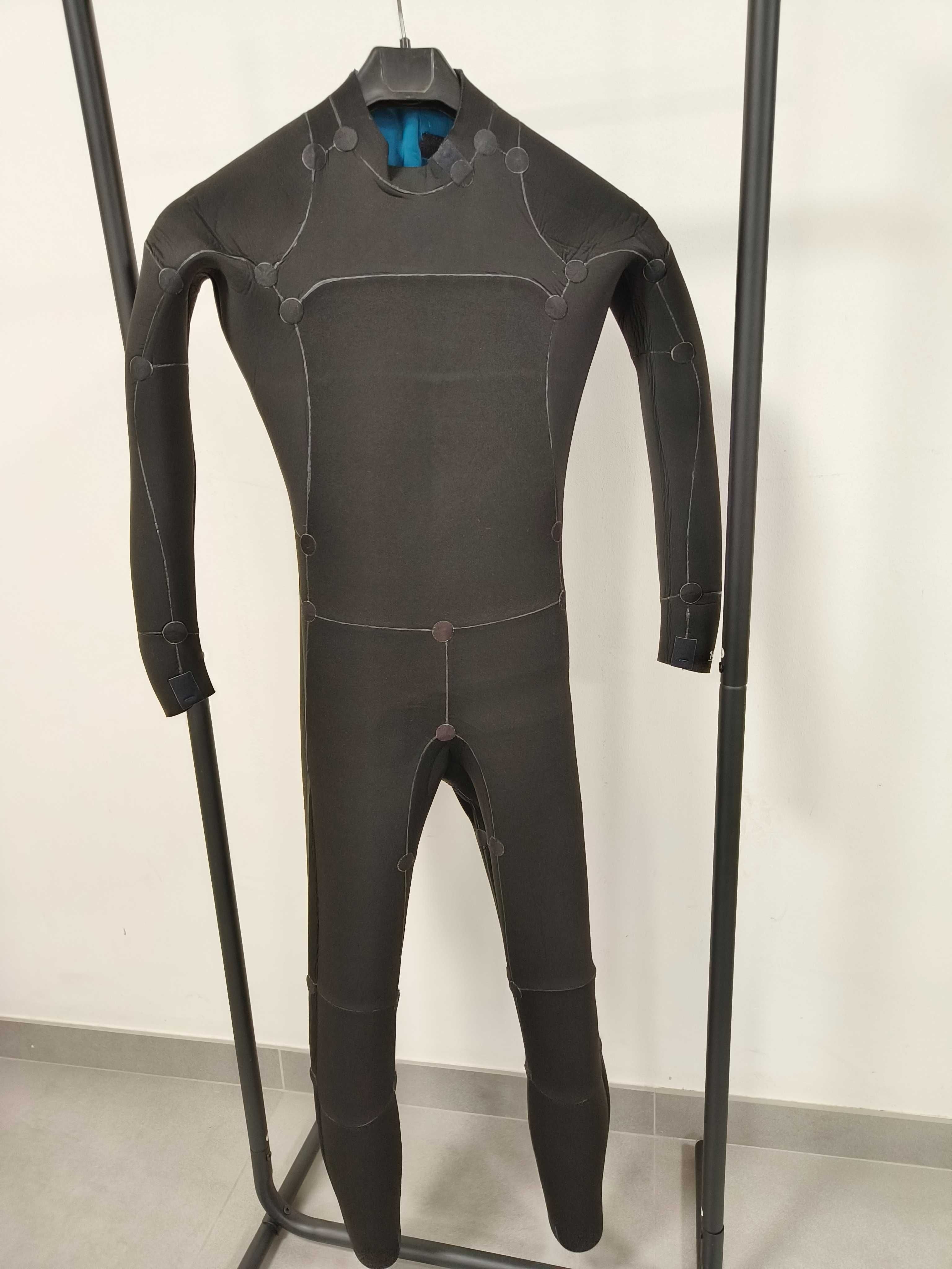 Fato surf 4/3 Decathlon 14 anos