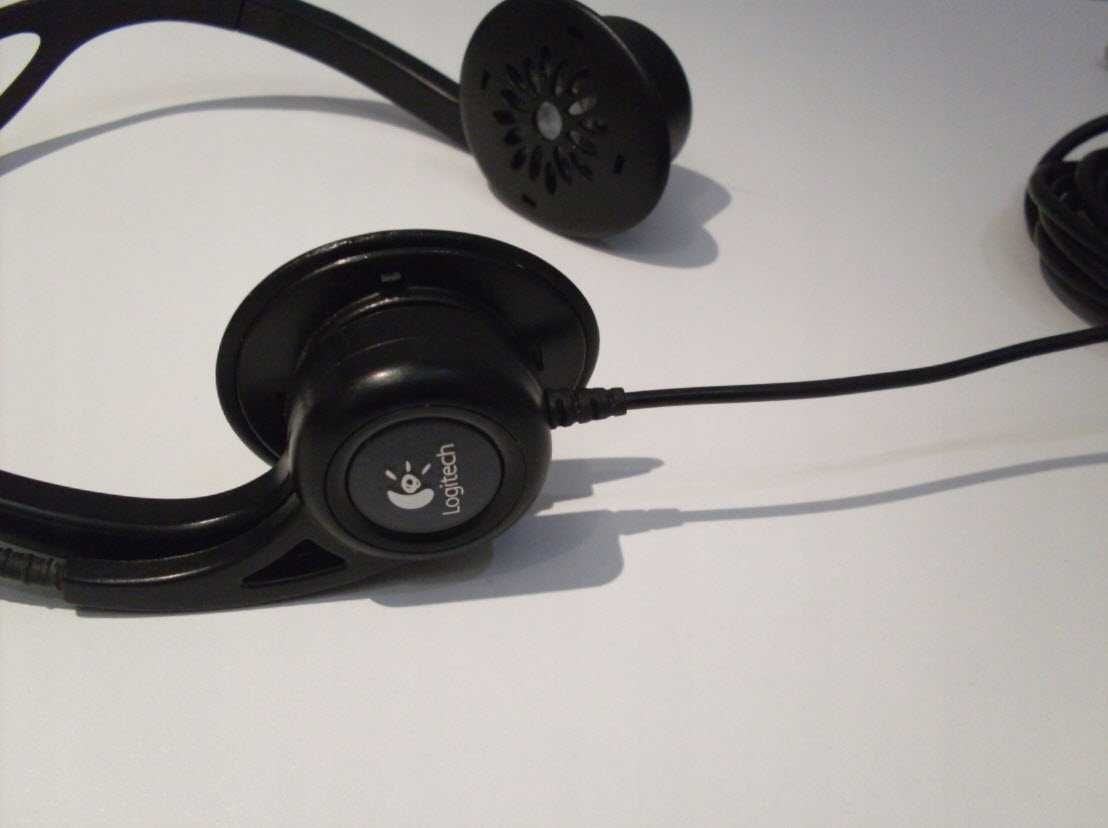 Słuchawki z pilotem i mikrofonem Logitech A-00053 USB - headset