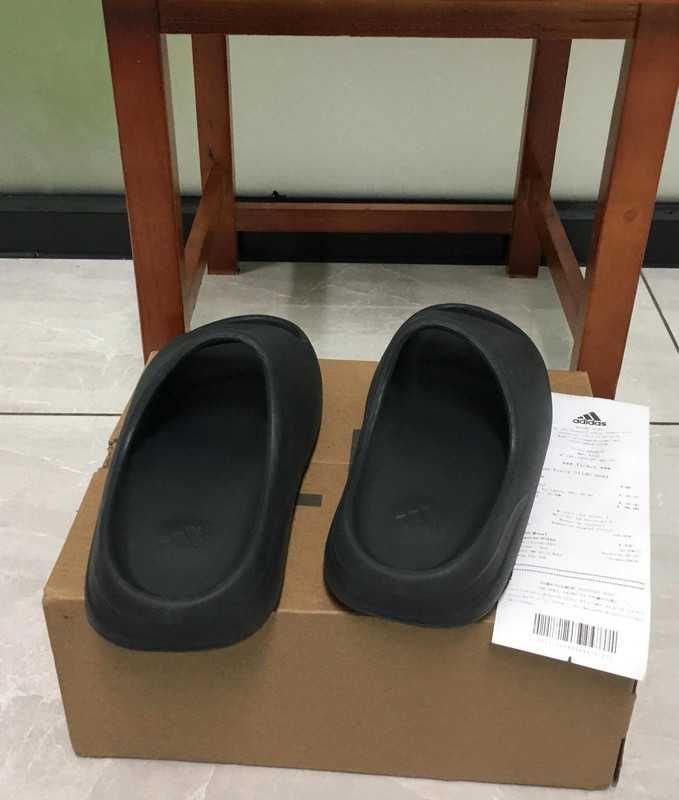 Adidas YeezySlide_Black Nowe damskie Klapki 37