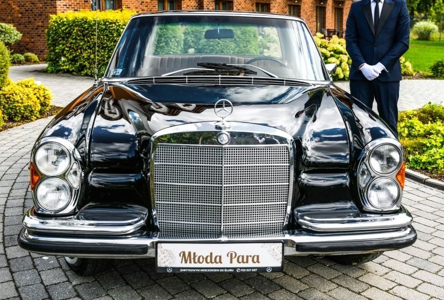 Mercedes Samochód auto do ślubu wesela