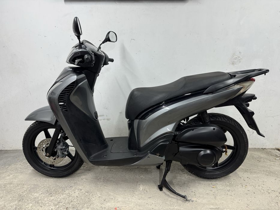 Продам Honda sh 150 2012