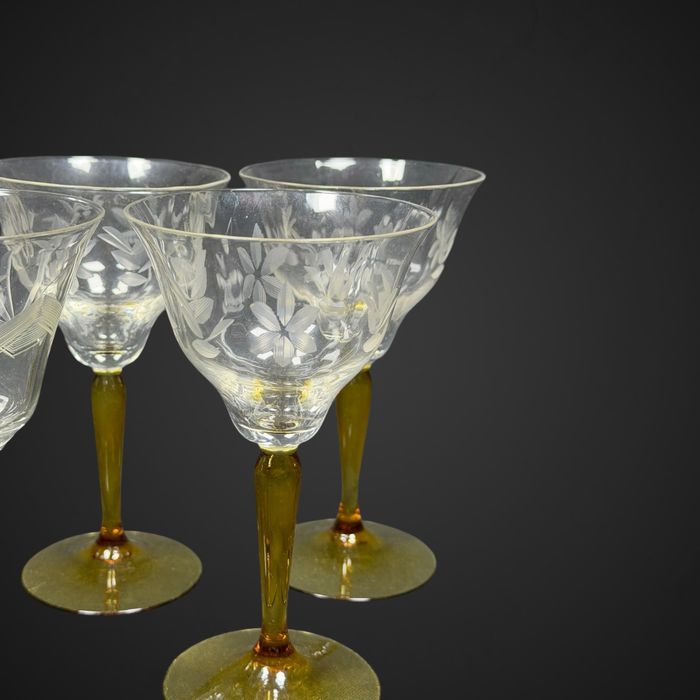 Kieliszki do wina krszytałowe szlif roślinny oliwkowa nózka B5/110938