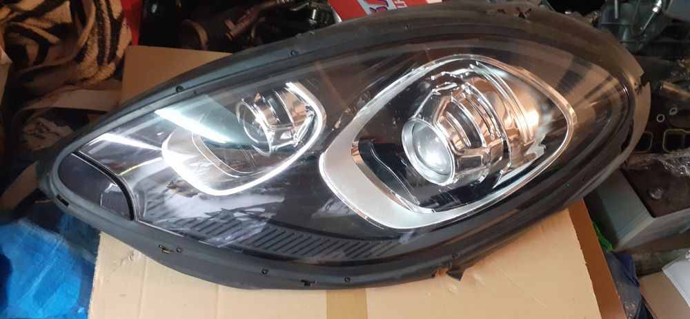 Porsche Macan komplet lamp 95B 941031CS