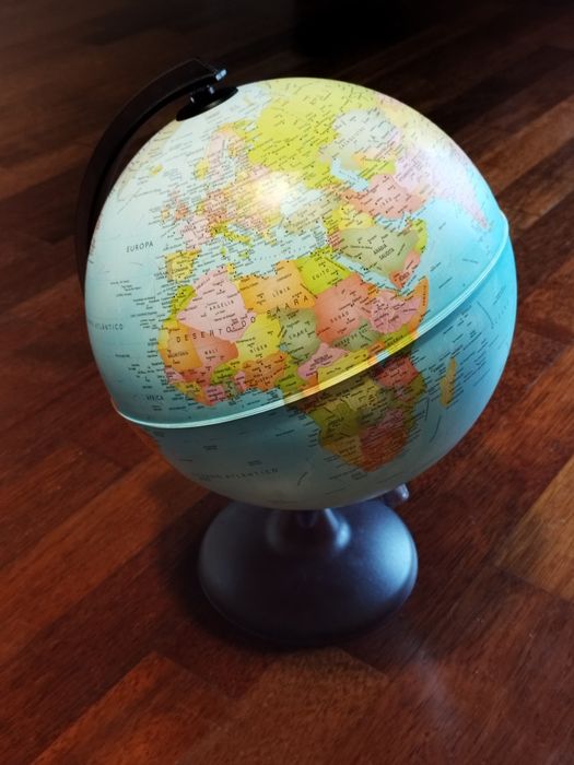 Globo Terrestre: Planeta Terra