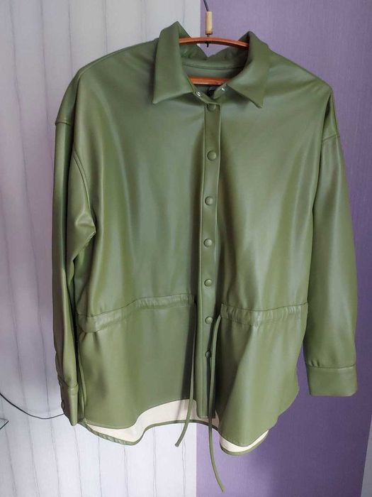 Женская рубашка Reserved экокожа,р-р 54