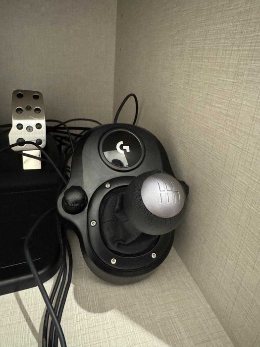 Logitech g29 + Shifter + Pedals