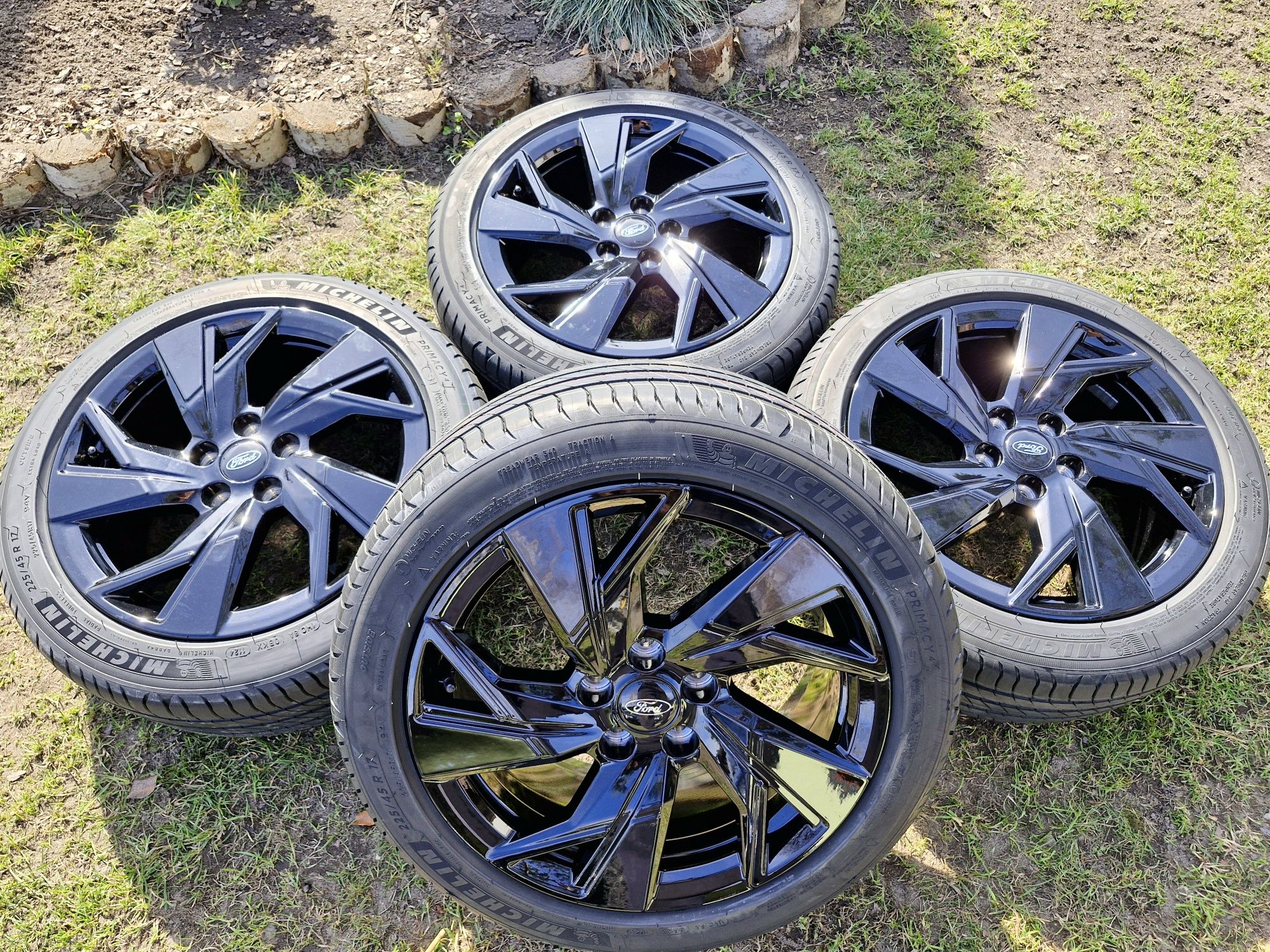 Nowe koła letnie Ford Volvo 17" 5x108 Michelin 225/45 17R