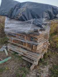 Drewno opałowe, ścinki po budowie, tarcica budowlana.
