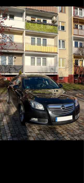 OPEL INSIGNIA 2.0 rok 2009