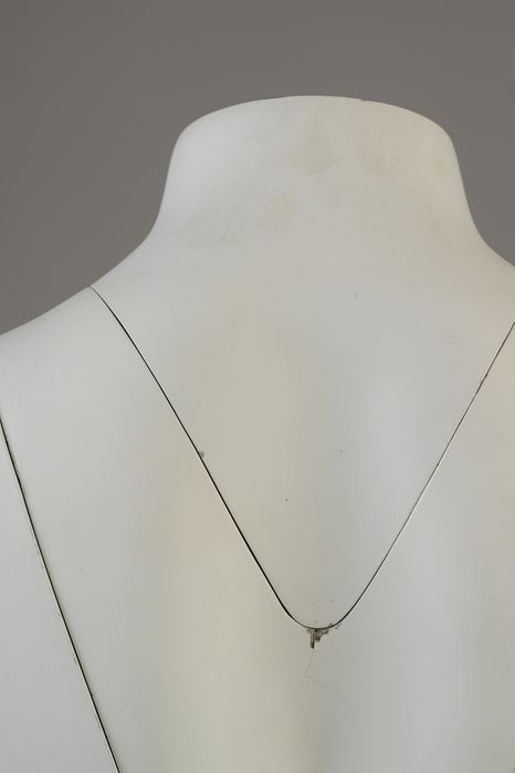 Manekin duch damski do zdjęć produktowych niewidzialny