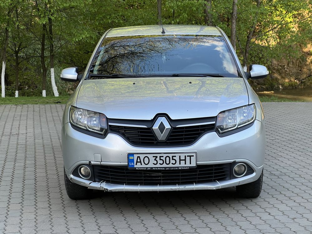 Renault Logan 1.6 газ/бенз 2013р терміново