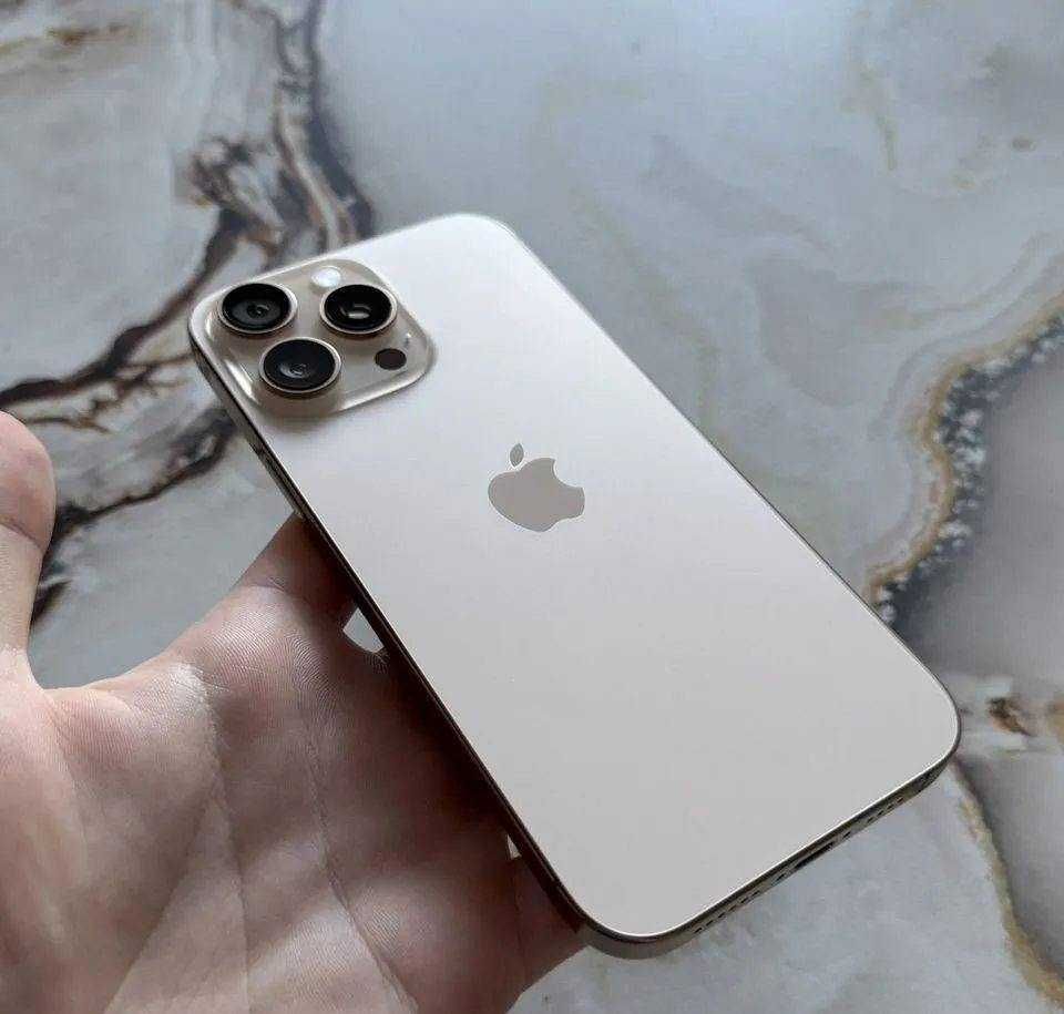 iPhone 16 Pro Max, 256 ГБ