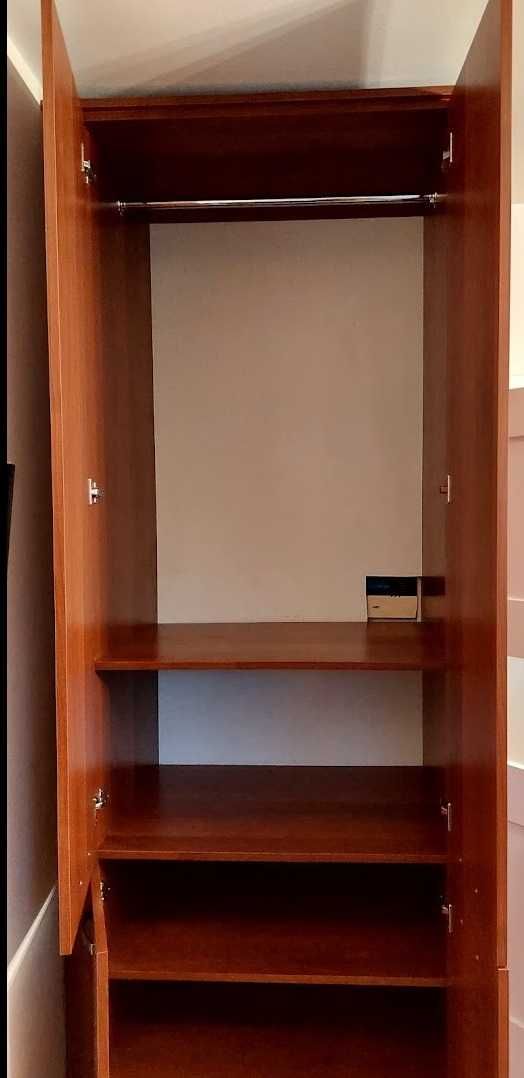 Szafa ubraniowa wolnostojąca