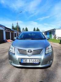 Toyota Avensis Sprzedam Toyotę Avensis