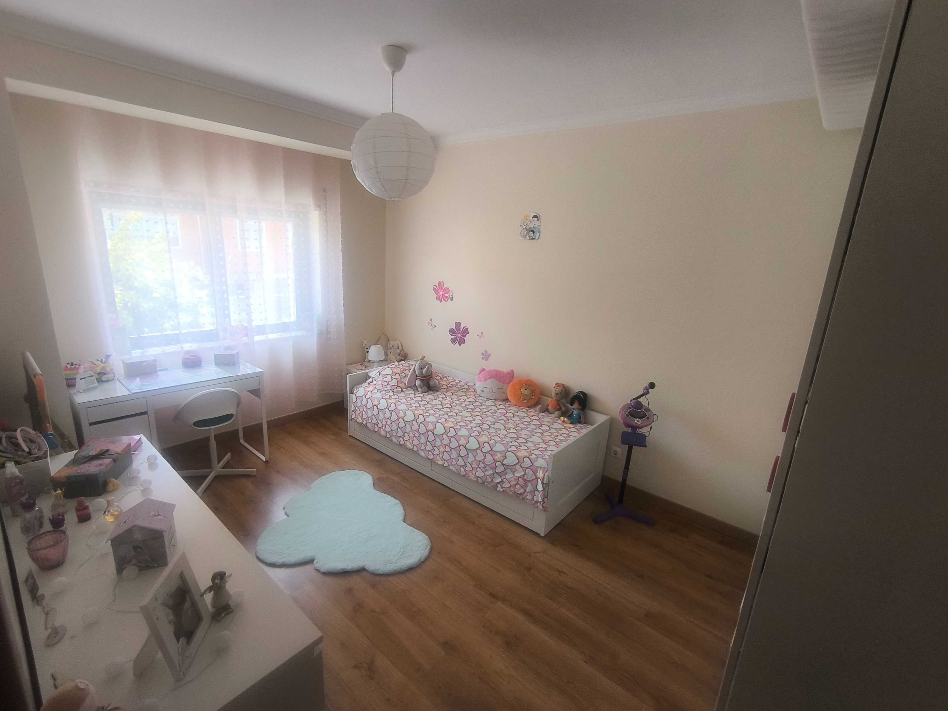 Apartamento T3+1 com garagem fechada em Esmoriz