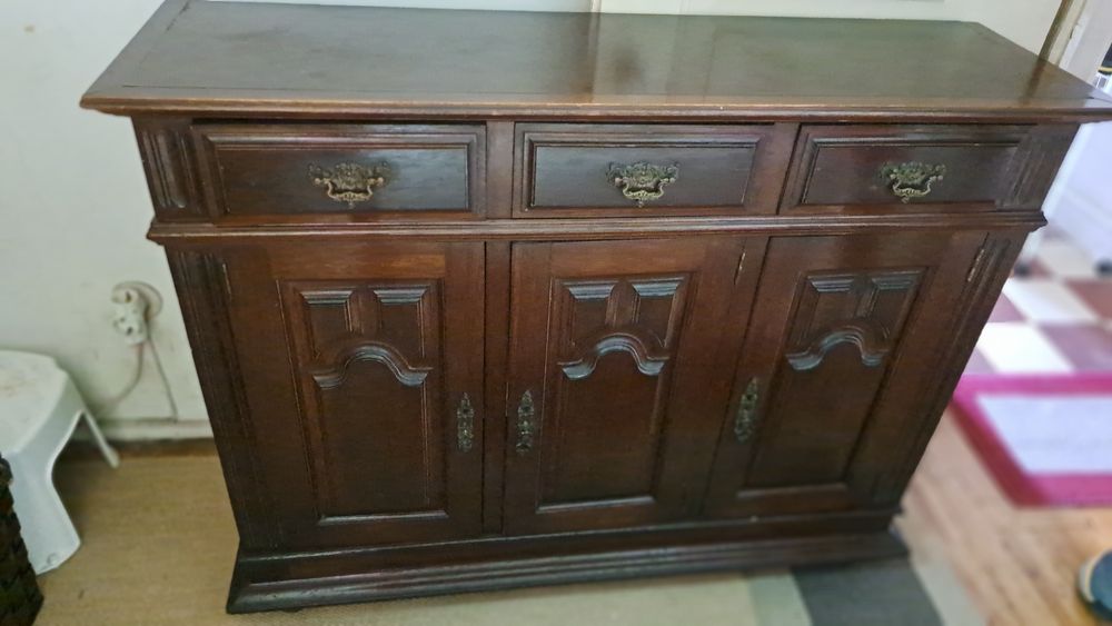 Movel antigo madeira trabalhada