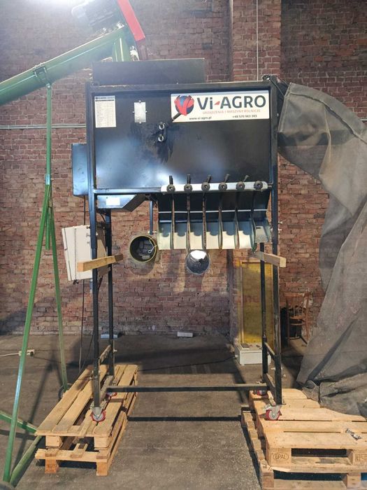 Separator do czyszczenia i sortowania zbóż, nasion i roślin VI-AGRO