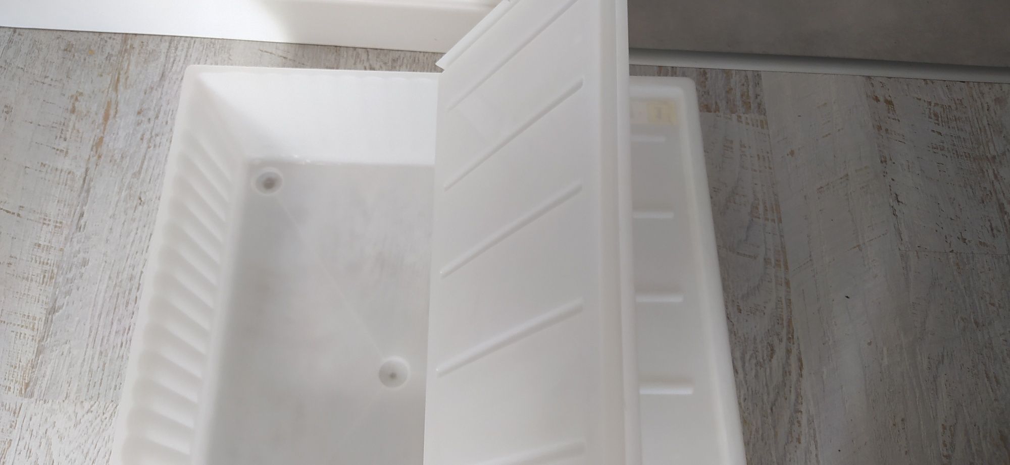 3 kontenery pod łóżko ikea